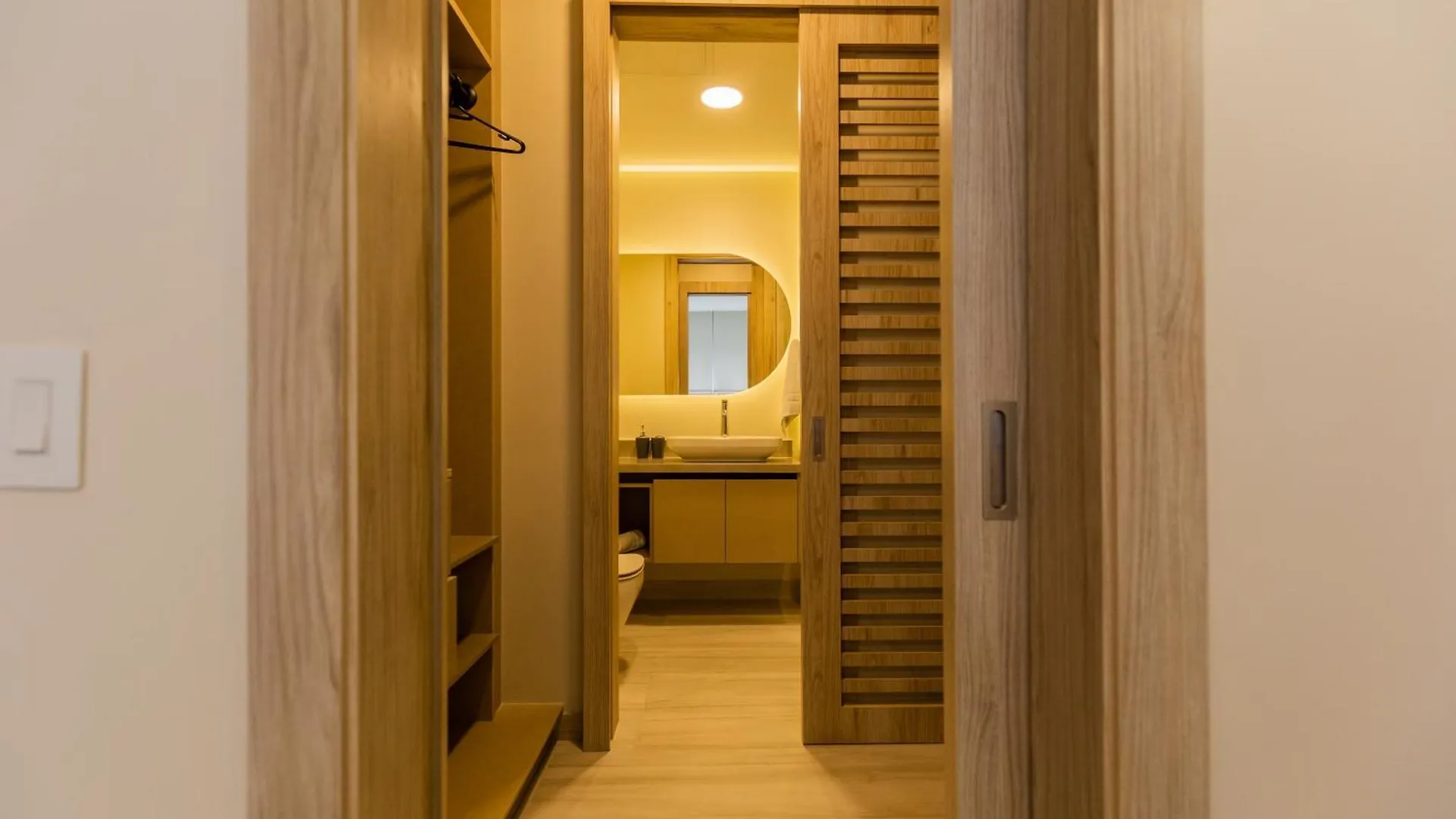 Le Parc Residence Deluxe Suite Quito 0*,  Ekvádor