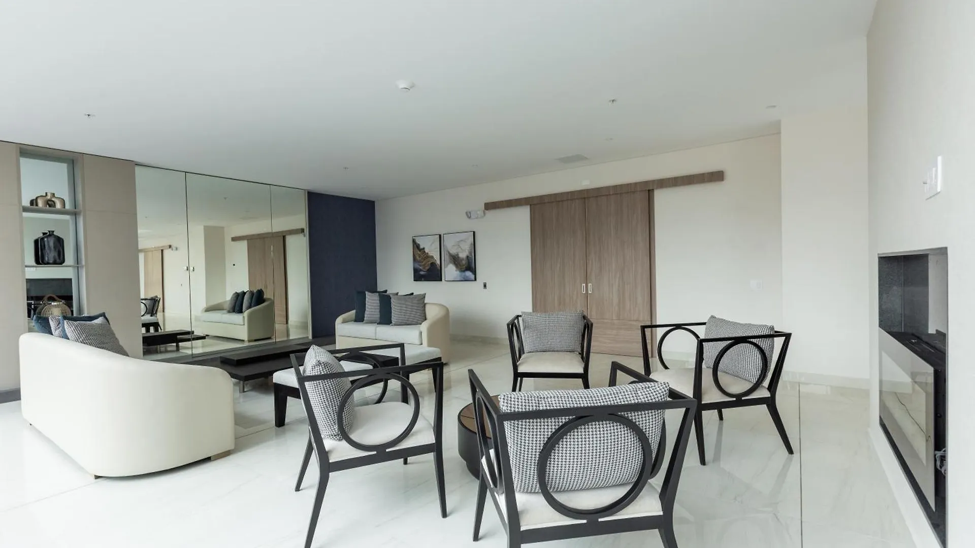 Le Parc Residence Deluxe Suite Quito Ecuador