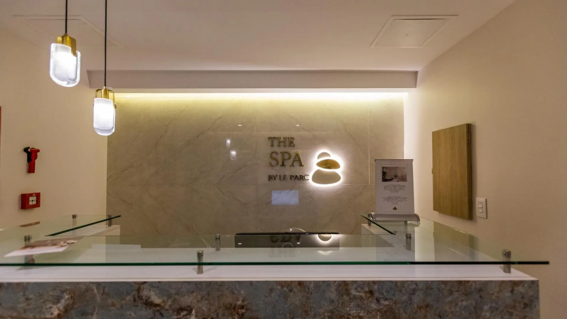 Le Parc Residence Deluxe Suite Quito Apartment